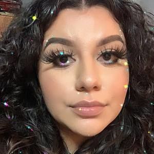 Meet your Posher, Julissa